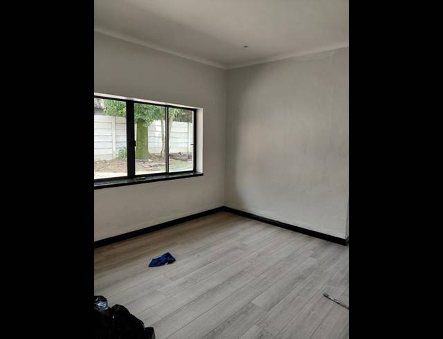 4 BEDROOM PROPERTY TO RENT IN EMMARENTIA